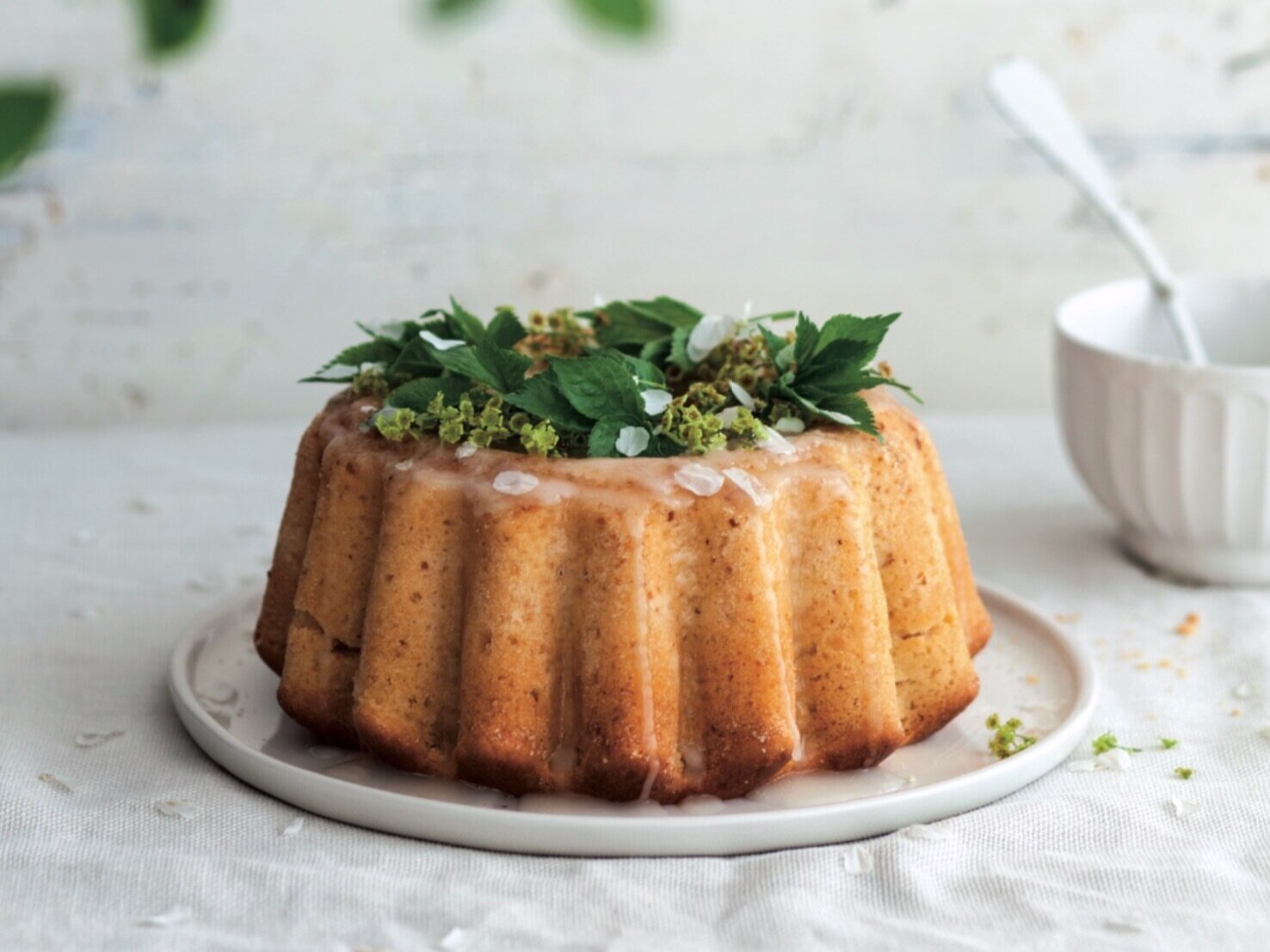 Bezová bábovka s březovým cukrem