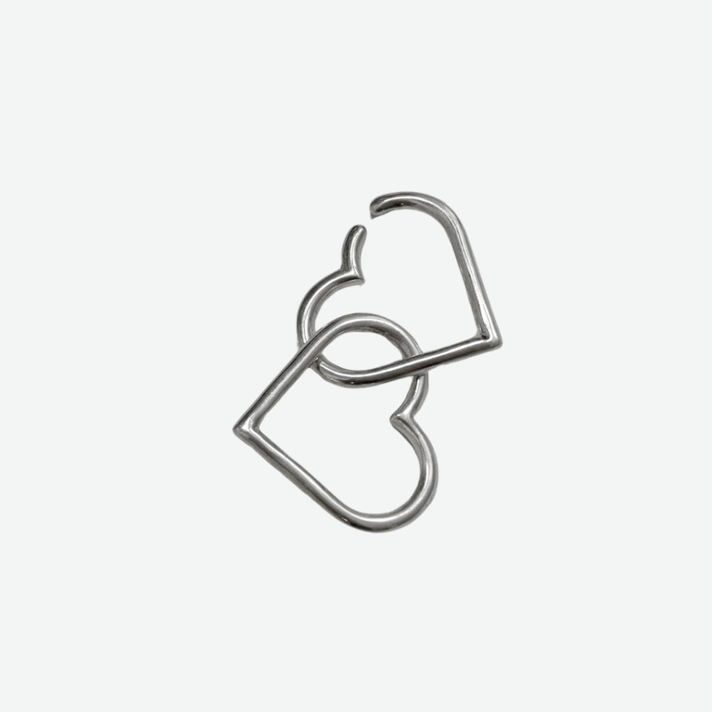 Magdalena Šťastníková Stříbrný EarCuff Double Hearts produkt 1