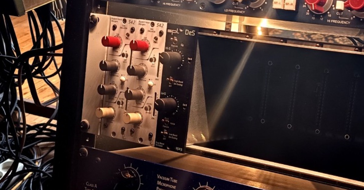 Rupert Neve Designs: 542 Tape Emulator (Michael Vašíček)