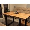 Dubový stůl Lucie, síla desky ~44mm, kovové obdélníkové podnože