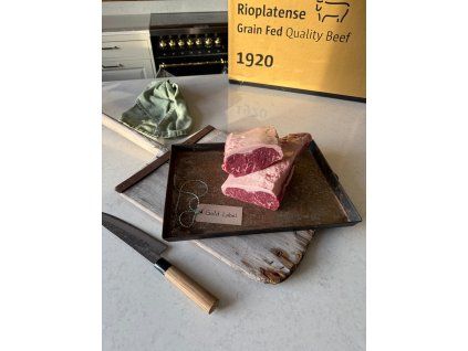 201098 Striploin steak