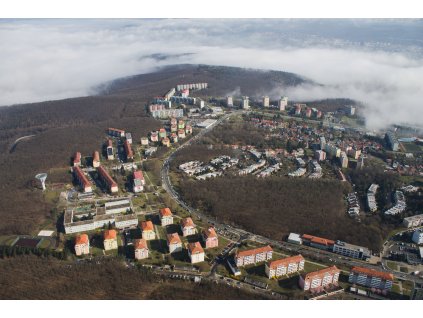 Sdílej nebe ve třech – 50 min. let plný výhledů