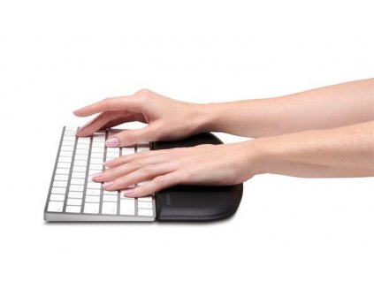 Kensington opěrka zápěstí ErgoSoft™ pro nízké, kompaktní klávesnice