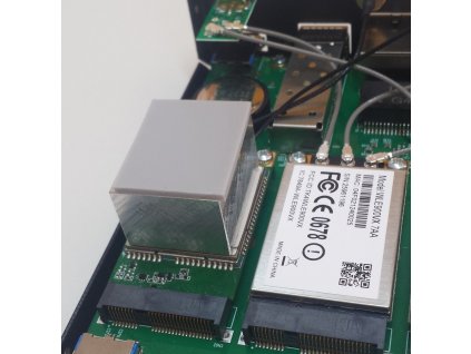 Turris Omnia chladič pro LTE modem (RTROM01-ALC) (RTROM01-ALC)