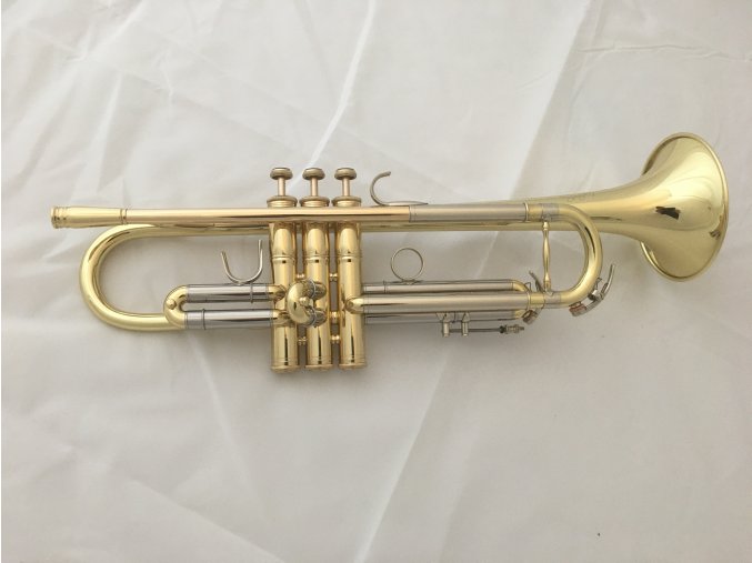 M.Jiracek model 136L- Bb trumpeta, lakovaná  - mistrovský nástroj vyrobený v České republice