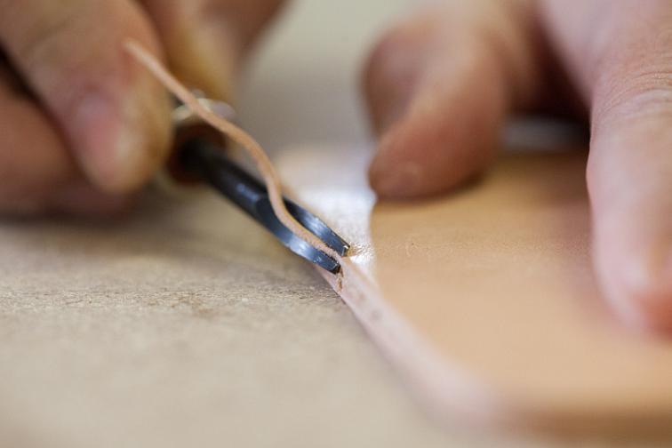 Zakázkový pánský opasek 135