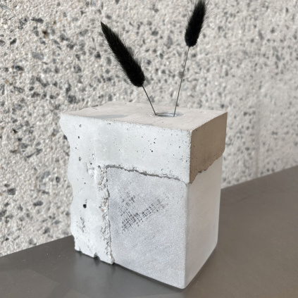 Vase Prasklo - Hiden Iceberg