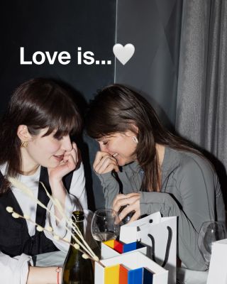 Co je láska? 💘 Někdy je to self-care, jindy čas strávený spolu a maličkosti, které udělají den hezčí. 🤭A někdy taky...