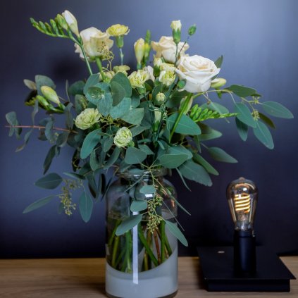 Flower therapy flower letterebox cista (2)