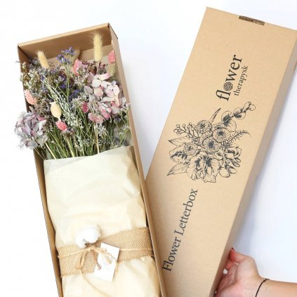 flower therapy letter box susene kvety