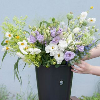 ✨ Wedding bucket – vaša svadba, váš štýl ✨ Sloboda tvoriť vlastné svadobné aranžmány podľa svojich predstáv. Či už...