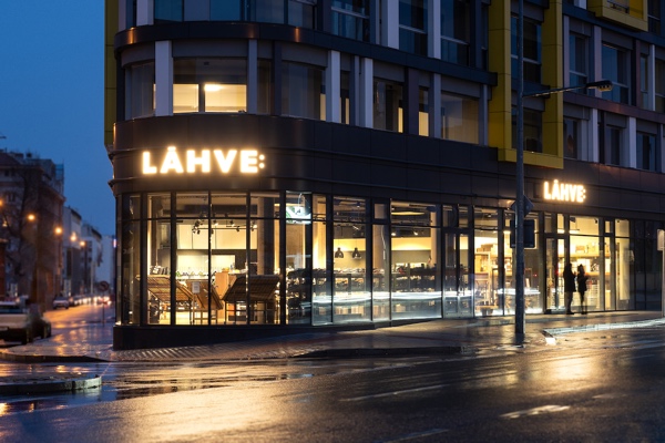 PÁR DECI OD NÁS: SEZNÁMENÍ