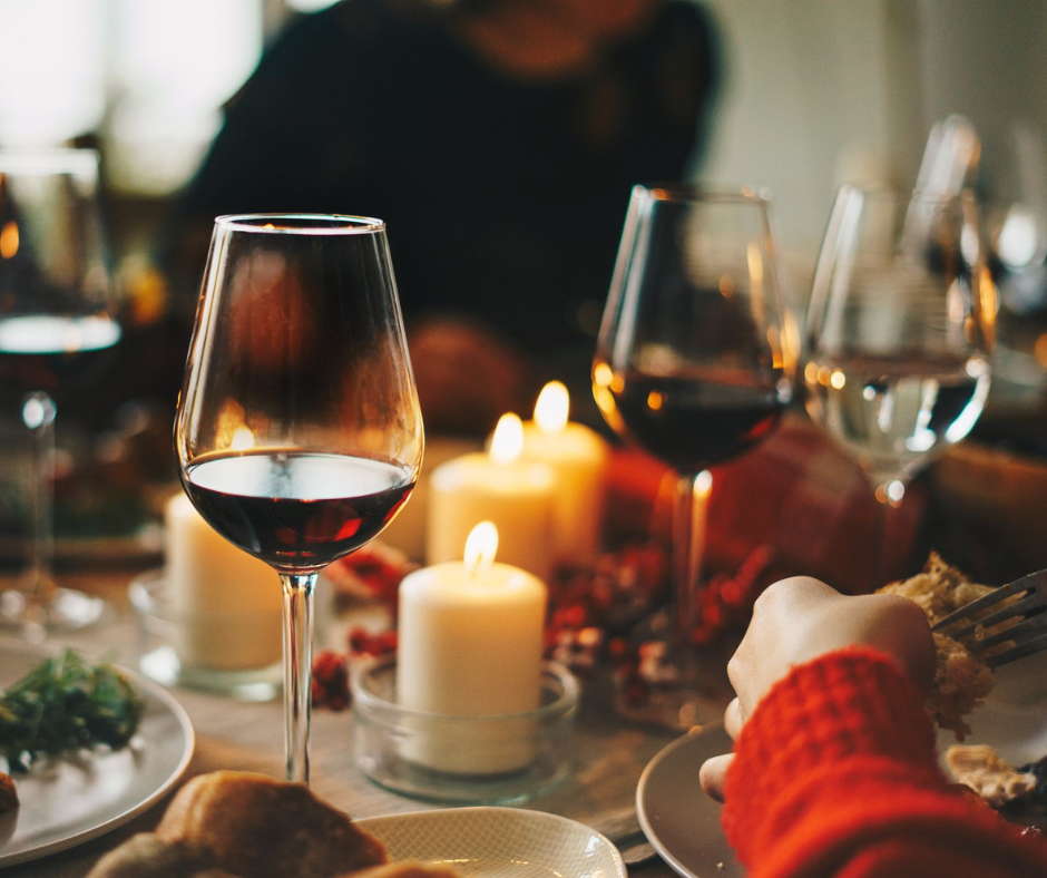 PÁR DECI OD NÁS: Párování svátečních pokrmů s vínem.