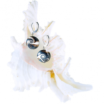 Day & Night earrings with Lampglas pearl