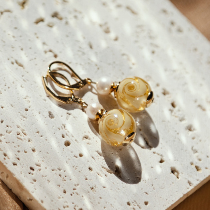 Earrings Golden Ball with 24K gold in Lampglas pearl and freshwater pearls