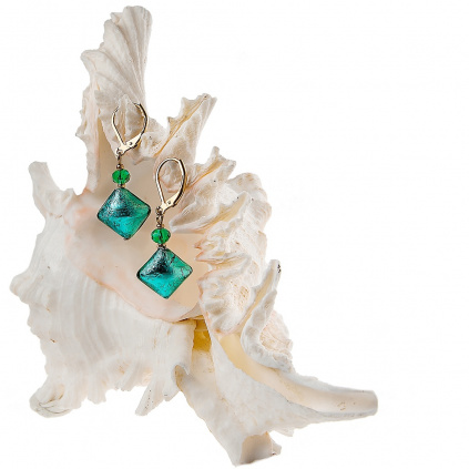 Emerald Princess earrings with sterling silver in Lampglas pearls