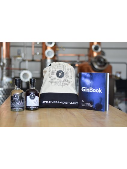 Sada GinBook a Little Urban London Dry 50cl 43% a Sloe Gin 50cl 29%