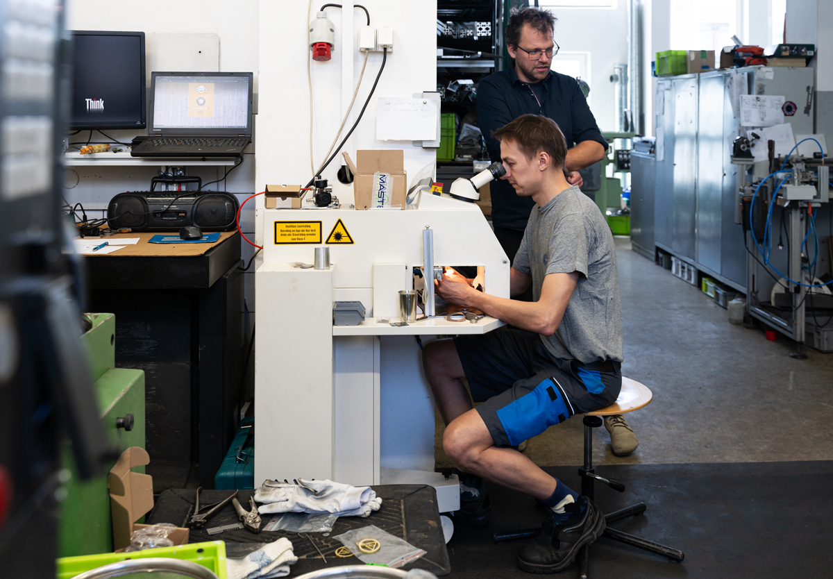 Dot No. 55 – Jak se rodí minimalistický šperk