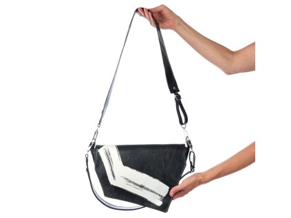 KUK 6396 lovetouch kabelka 2