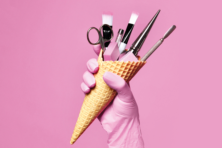 Nejlepší doplňky pro krásné nehty - co používají profesionálky?