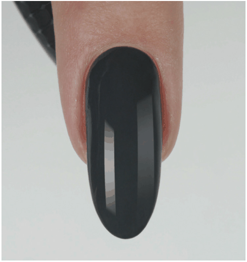 Modeláž na tipu s barevným gel-lakem SHELLAC