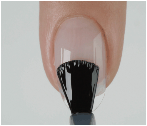 Nanášení PLEXIGEL Protector Top Coat na modeláž