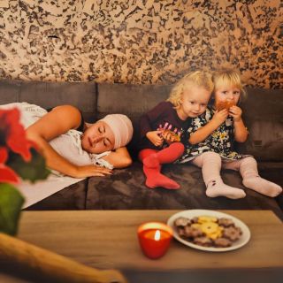 💜✨ Přejeme vám všem krásné a klidné prožití vánočních svátků v kruhu těch nejbližších. A především… hodně zdraví. Přejeme...