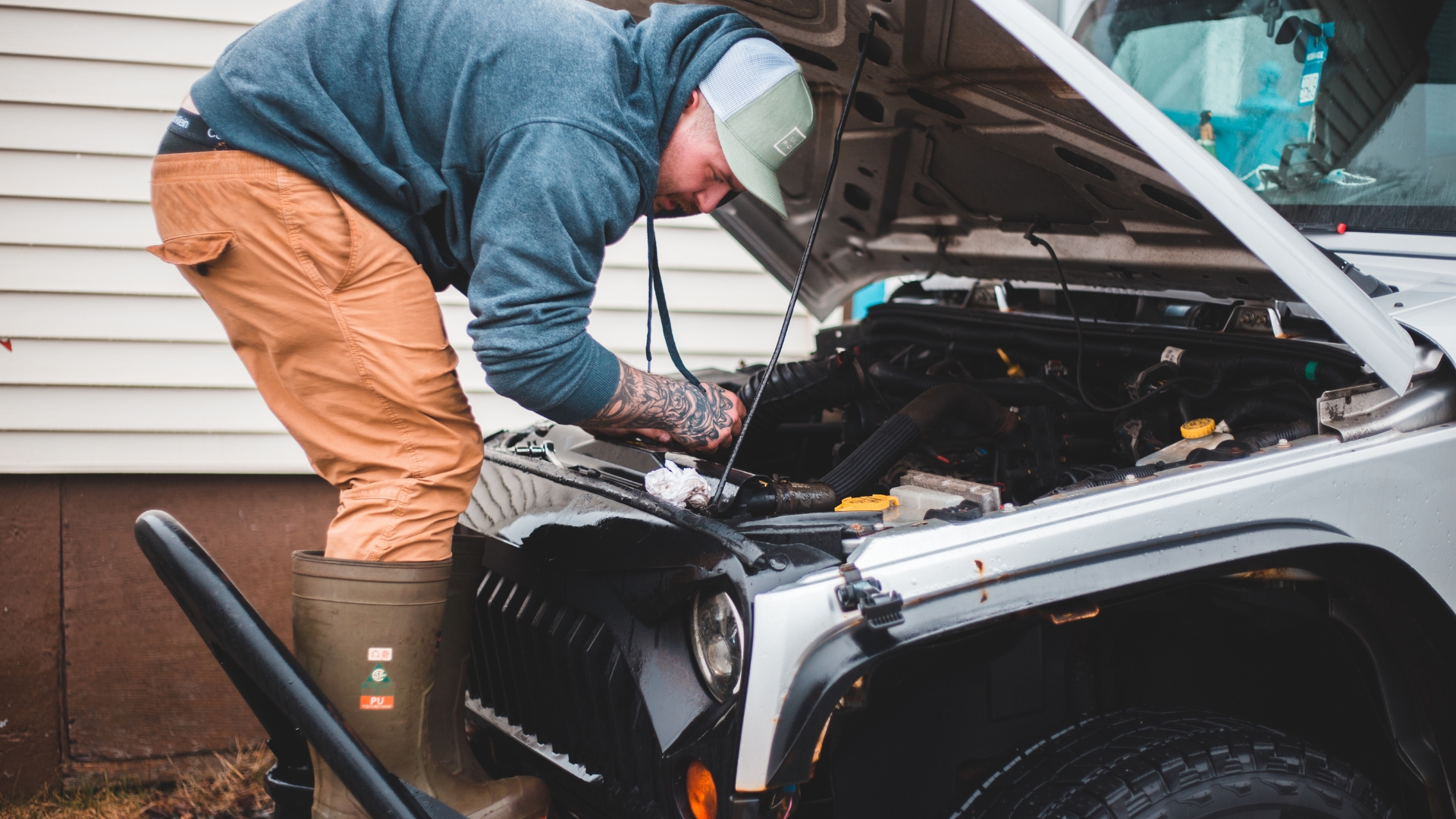 Jak připravit auto na delší jízdy (aniž byste museli do servisu)
