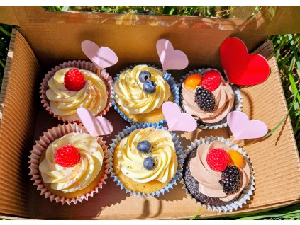 box 6 hearts