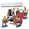 mechanici stáje Ferrari