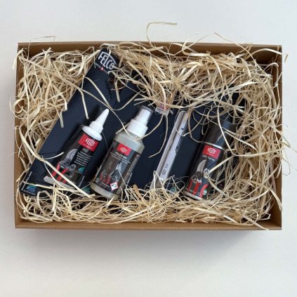 Darkovy balicek pece o naradi