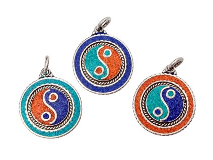 Amulet vykládaný kameny - monáda