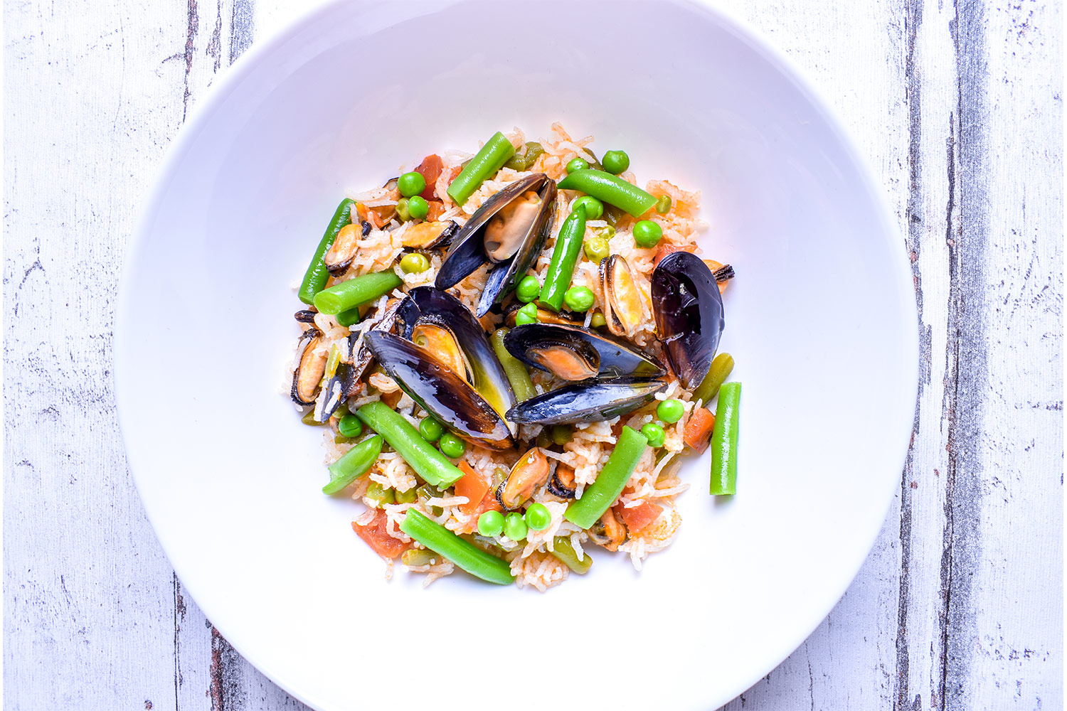 Rýže s mořskými plody a zeleninou