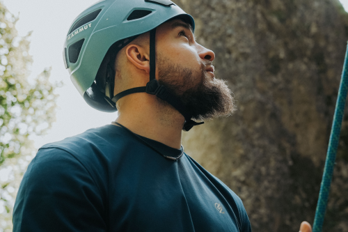 SPACE SHIRT: THE TECHNOLOGY YOU WEAR. THE ELEGANCE YOU FEEL.