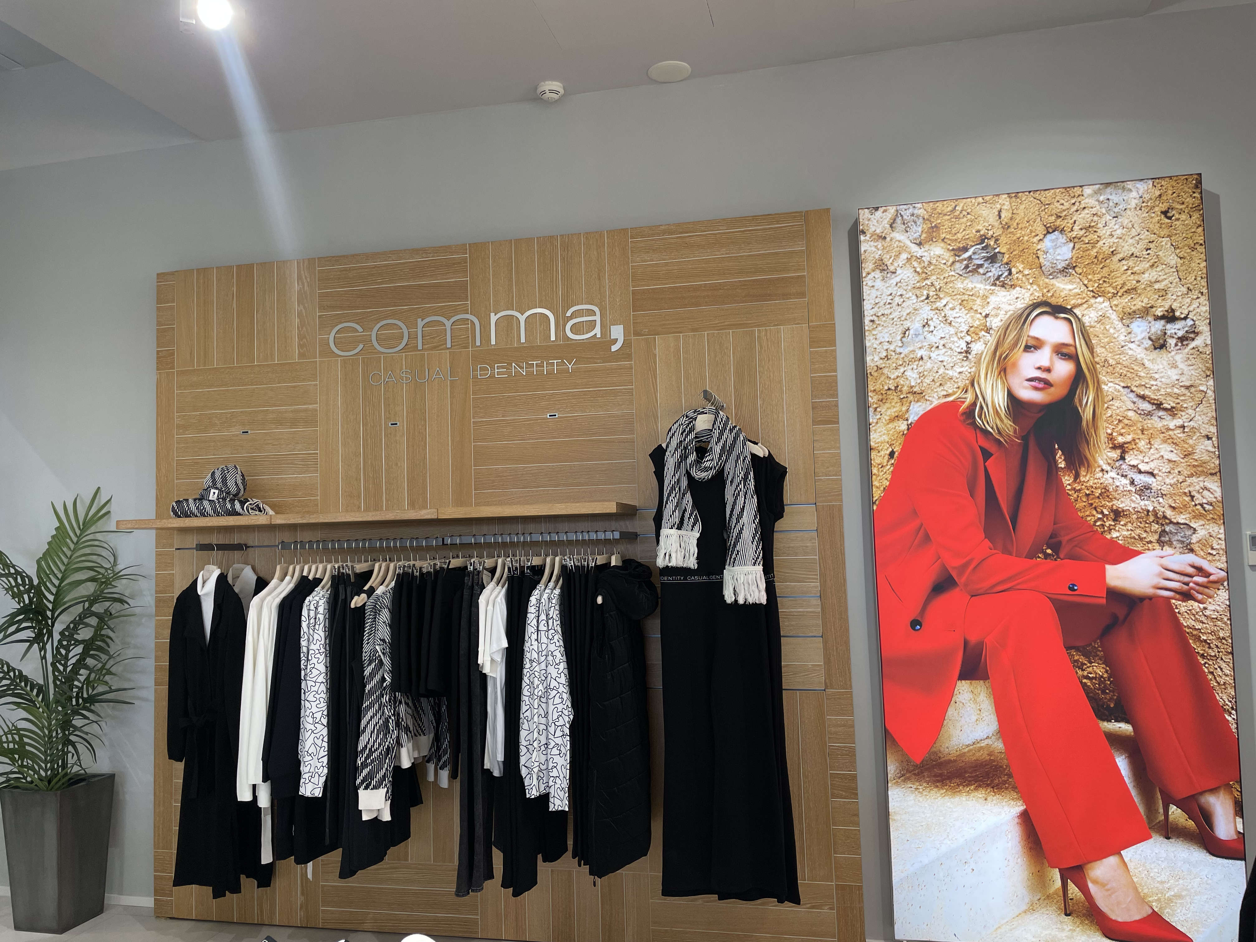 comma2