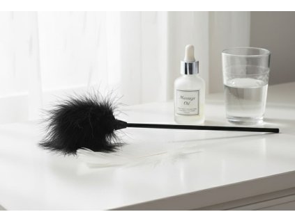 Šimrací černé peříčko picklet