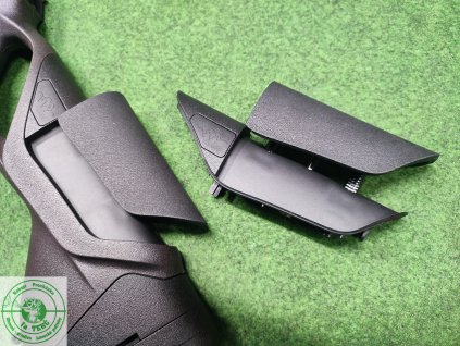 Blaser R8 stavitelná lícnice/stavitelný hřbet