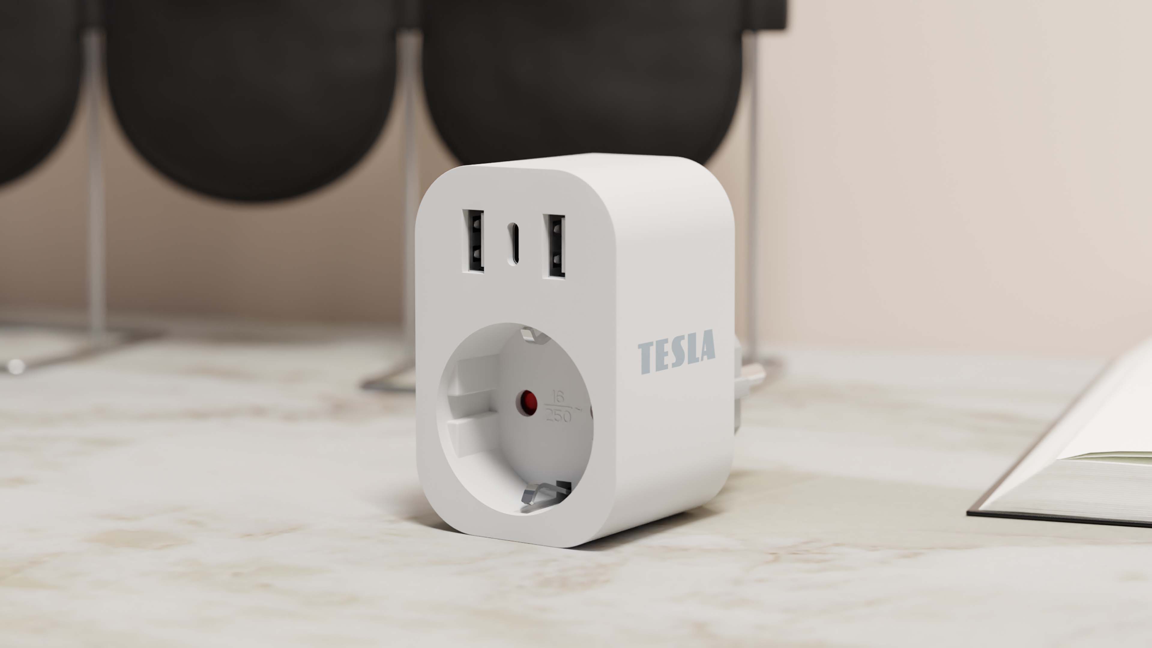 Chytrá zásuvka TESLA Smart Plug SP300 3 USB