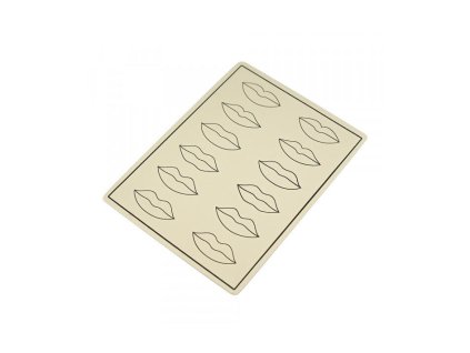 1030 umela kuze pro nacvik permanentniho makeupu usta