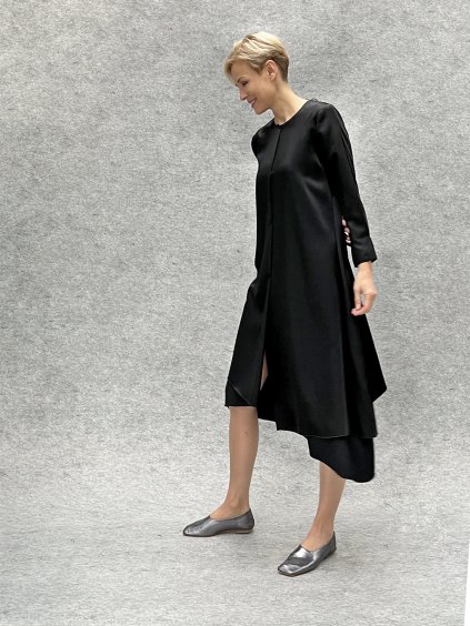 2800 Šaty přeložené