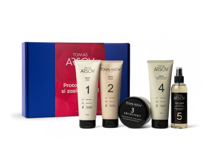 Valentynske baleni Komplexni╠ü pe╠üc╠îe Kudrnate╠ü vlasy Suche╠ü vlasy