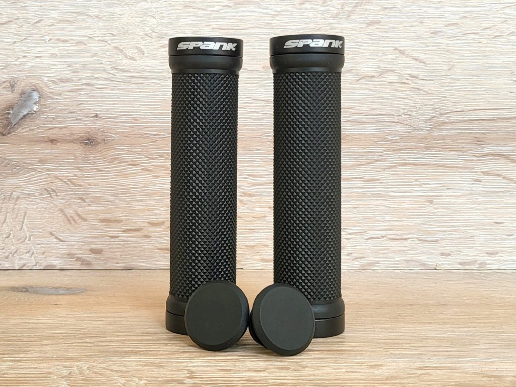 spank spoon grom kids grips
