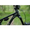 ONE-TWENTY TRAIL HUNTER EDITION-CZ Glossy Black(Silver) + triko TH zdarma (Velikost SHORT)