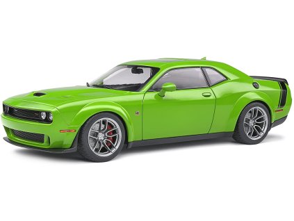 model dodge challenger zeleny solido 003