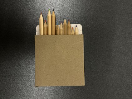 Set of crayons 12 pcs in a box