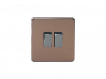 Designový vypínaè Kolébkový vypínaè ROCKER - 2-modulový schodiový (è.6); jednosmìrný (è.1) 10A 1-pólový BEZROUBKOVÉ - kartáèovaný bronz / èerné (lesklé) iridium, XDY2S.BZ