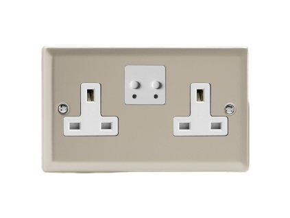 Designová zásuvka Síová zásuvka MAINS SOCKET - 2-modulový 13A 1-pólový britská zásuvka KLASICKÉ - satén / bílá, XN5TUW
