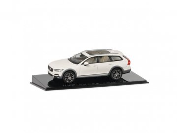 Volvo V90 cross country white