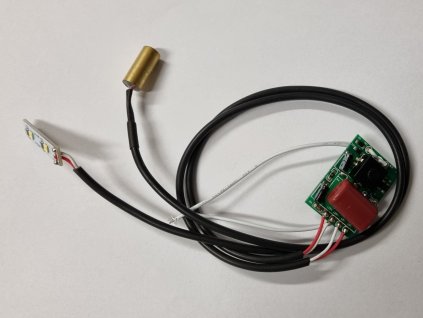 Laser s elektronikou