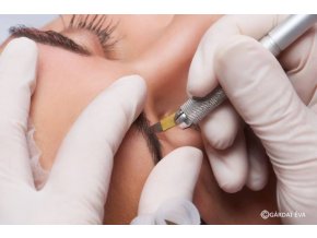 microblading evi